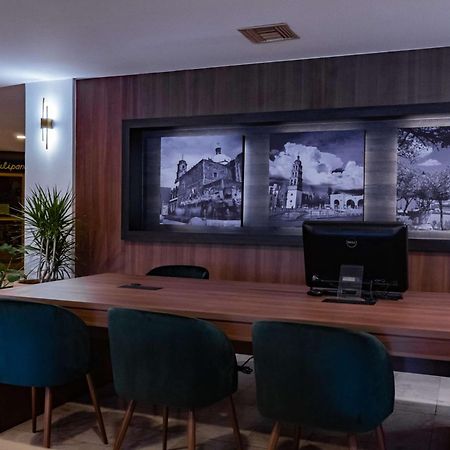 Best Western Plus Plaza Florida & Tower Irapuato Εξωτερικό φωτογραφία
