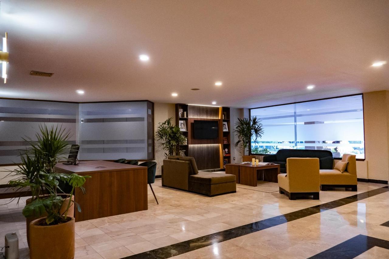 Best Western Plus Plaza Florida & Tower Irapuato Εξωτερικό φωτογραφία