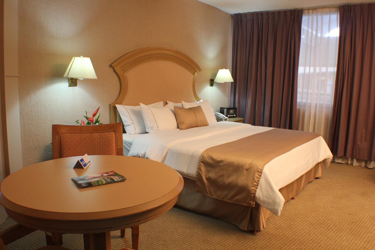 Best Western Plus Plaza Florida & Tower Irapuato Εξωτερικό φωτογραφία