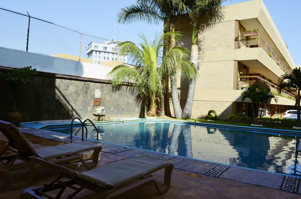 Best Western Plus Plaza Florida & Tower Irapuato Εξωτερικό φωτογραφία